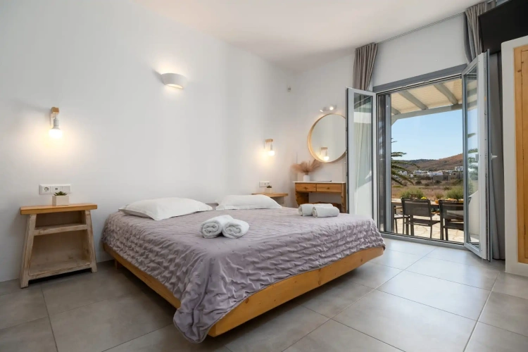 Studio with sea view