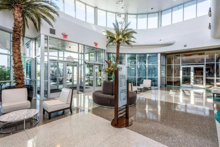 Ramada Springfield Inn And Conference Center