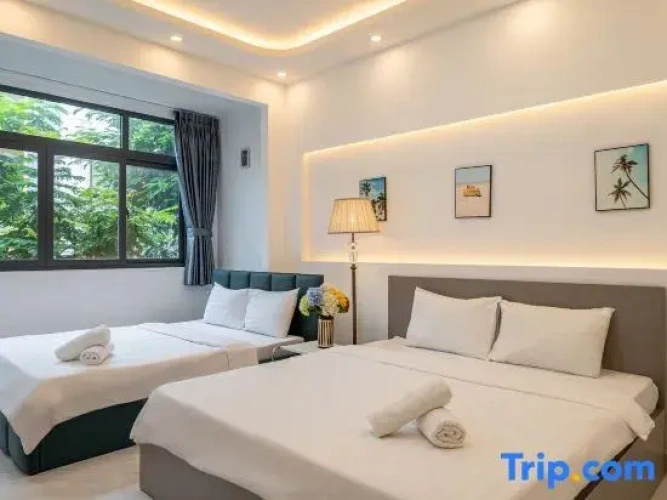 Standard Double room with city view
