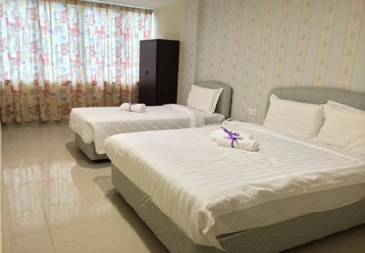 Victory G Hotel