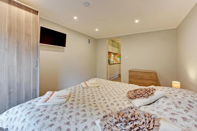 1 Bedroom Double Apartment