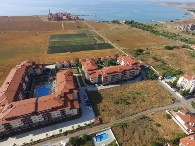 1 Bedroom Apartment with balcony and with sea view