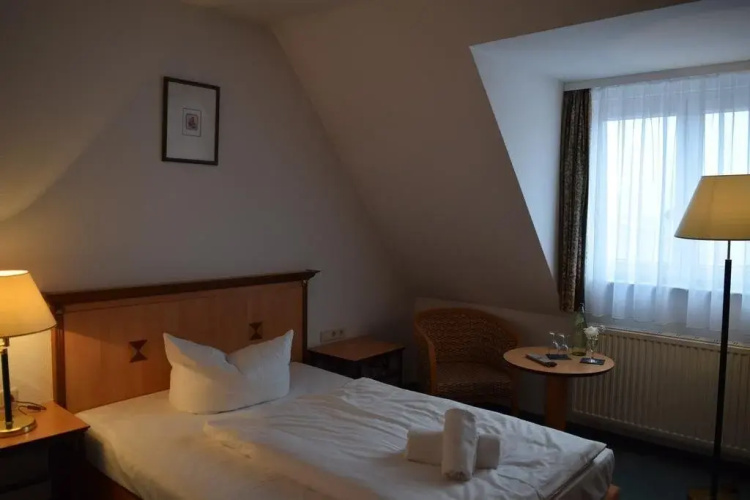 Hotel Ratskeller Rugen
