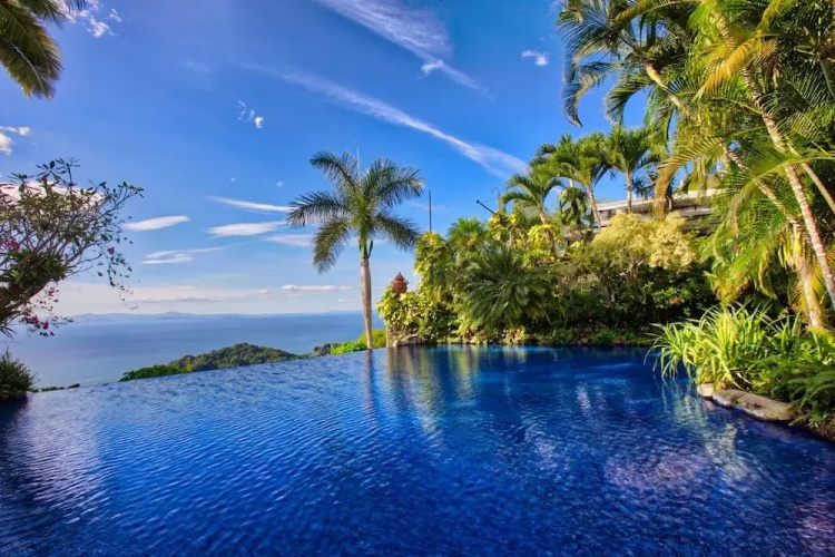 Jaco Beach Village