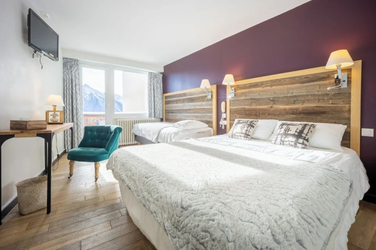 Comfort Triple room with balcony and with mountain view