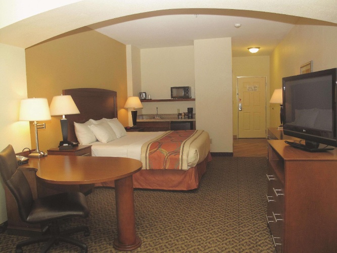 Deluxe Double Suite