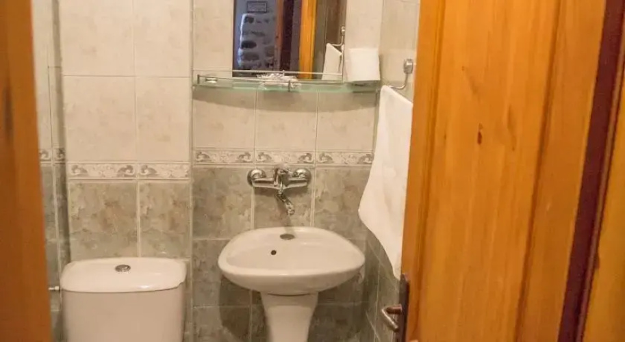 Toni's Guest House