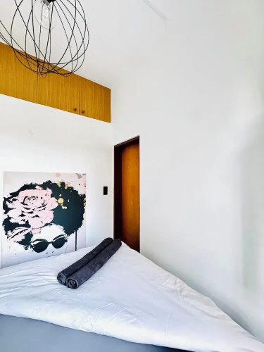 Peaceful 2BR Stay Well Connected
