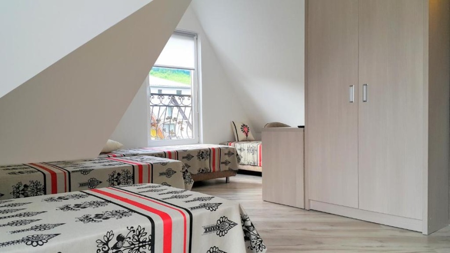 Standard Family room with mountain view