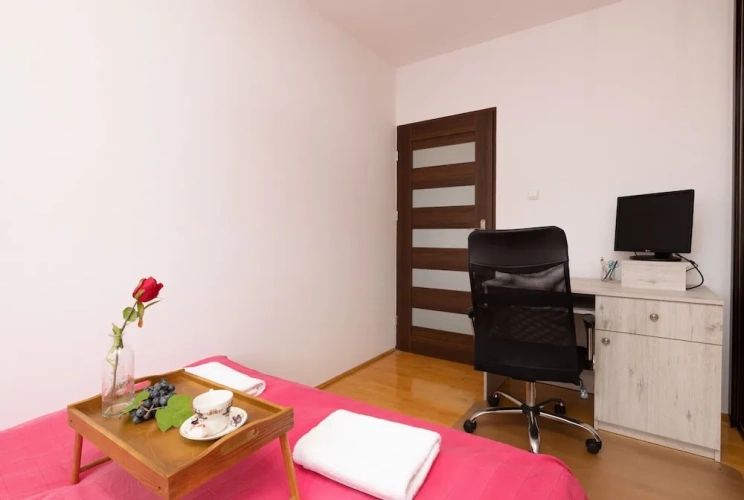 2 Bedrooms Apartment with balcony and with sea view