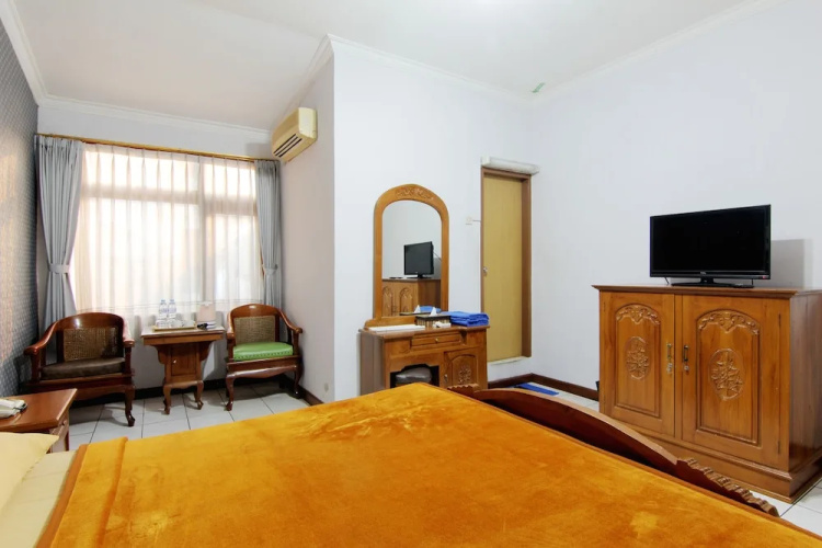 Lingga Hotel
