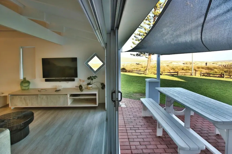 Barefootin, Langebaan 6-sleeper