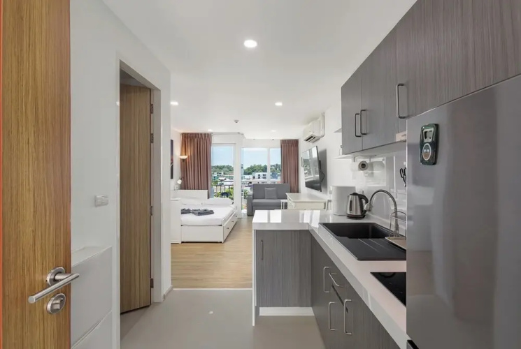 Studio in Ozone Condo in Kata A702
