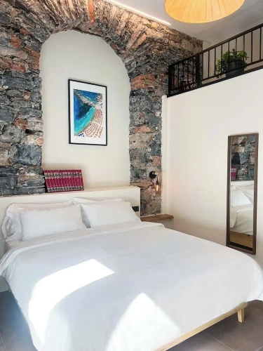 Standard Double Basement room