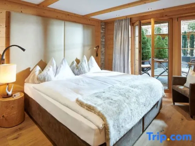 Twin Family Suite