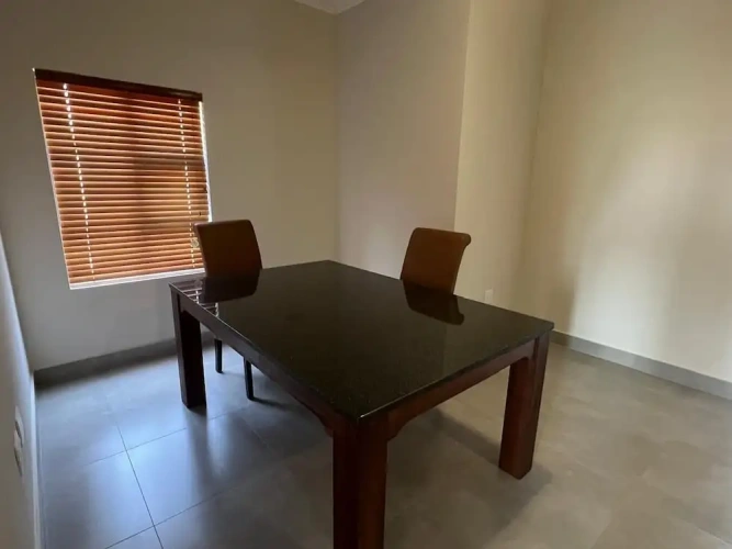 2 Bedrooms Luxury Apartment with balcony