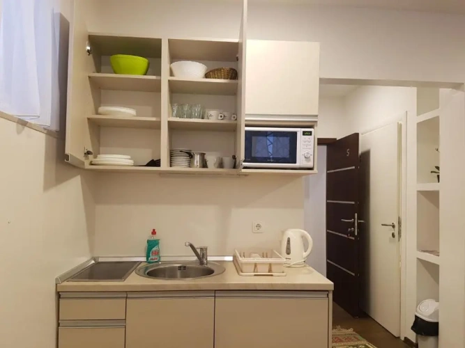 1 Bedroom Basement Apartment
