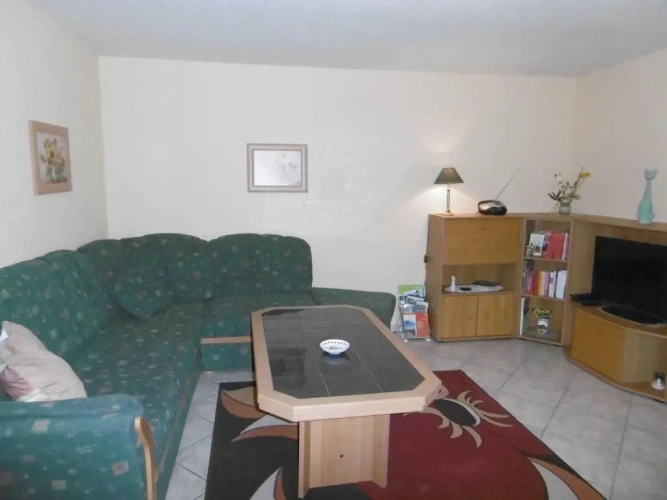2 Bedrooms Cottage