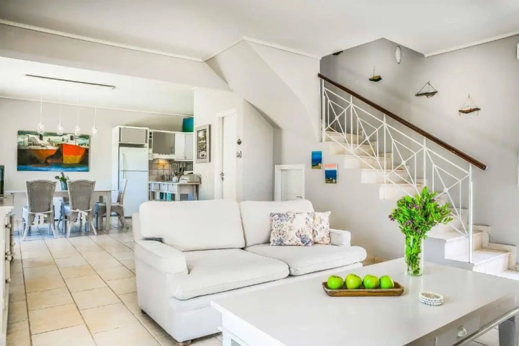 3 Bedrooms Villa