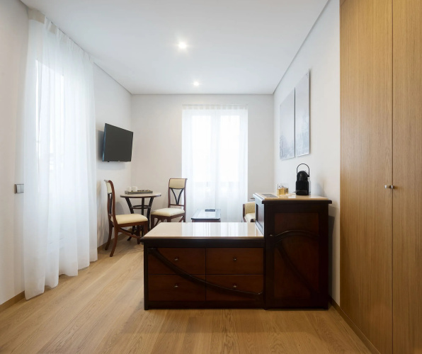 ICON Casona 1900 by Petit Palace