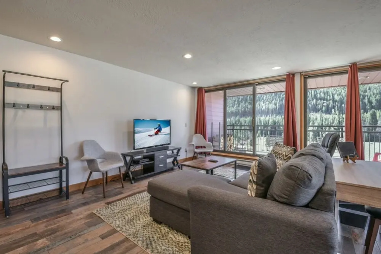 Montezuma 1771 by SummitCove Vacation Lodging