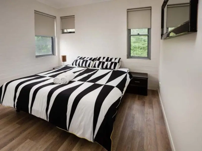 3 Bedrooms Apartment