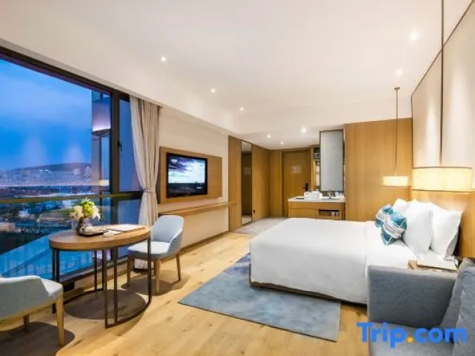 Deluxe Double Suite