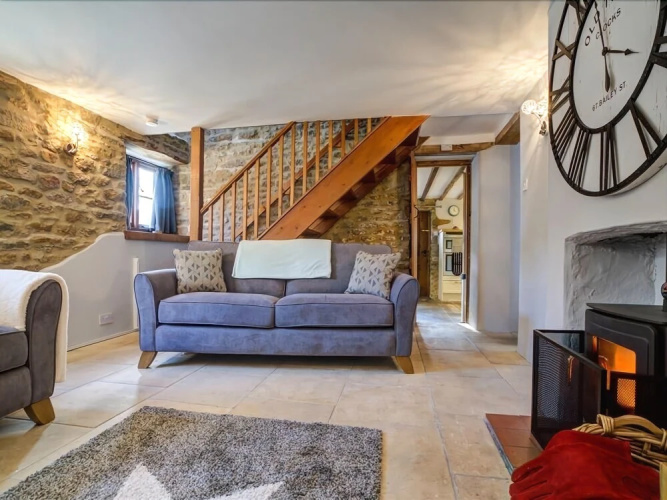 Hollytree Cottage, Chipping Norton