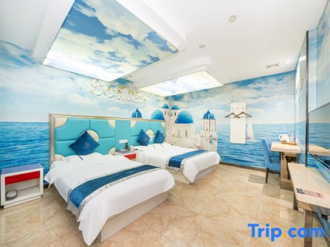 Standard Twin Family room