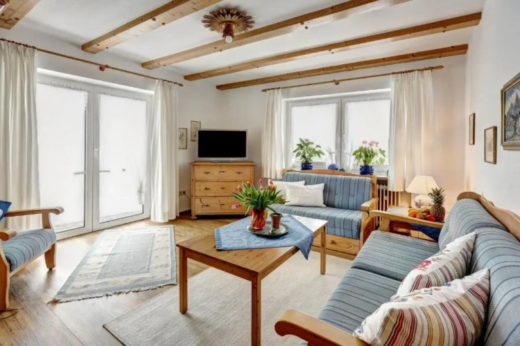 Apartment with mountain view