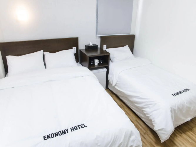 Ekonomy Haeundae Guesthouse