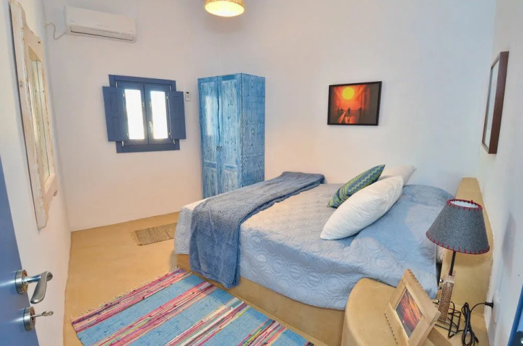 Fira Blue House