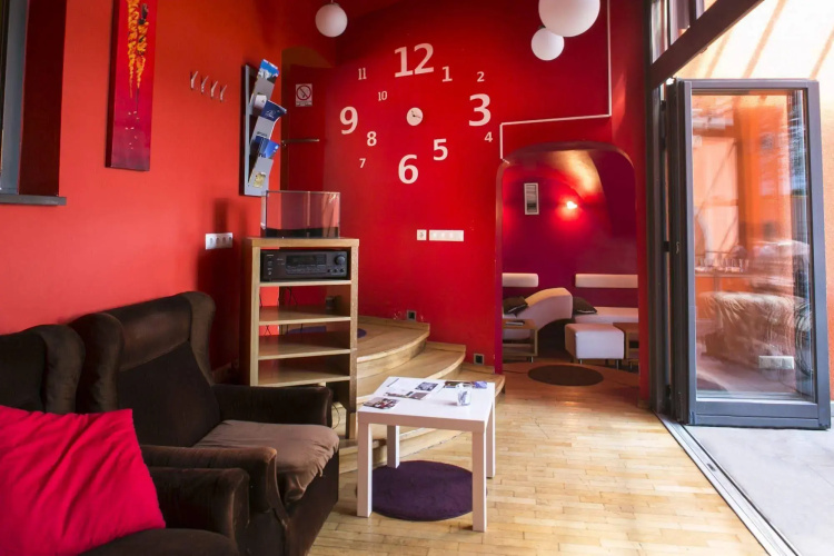 Cukrarna Hostel