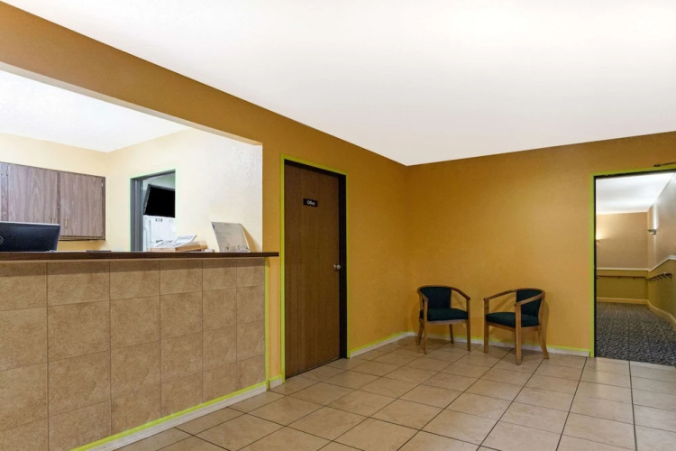 Super 8 Bath Hammondsport Area - Hammondsport, NY