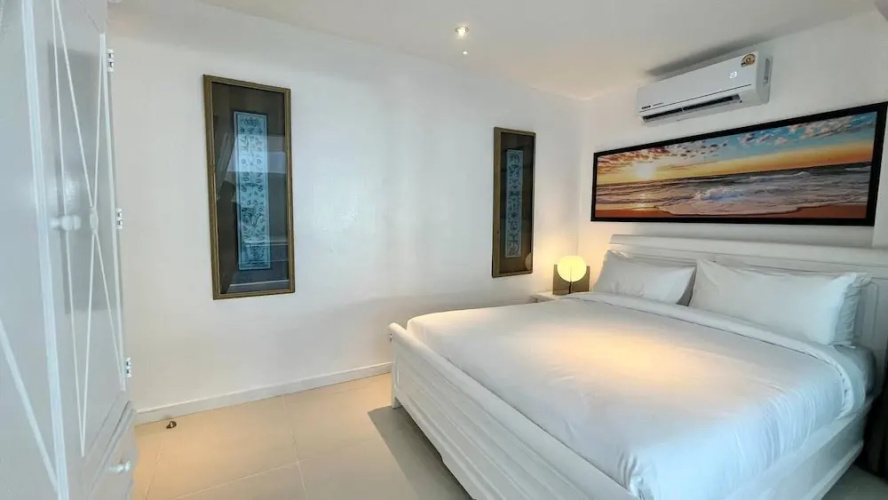 B12 - 2 Bedroom Condo With Pool Access, Karon Beach