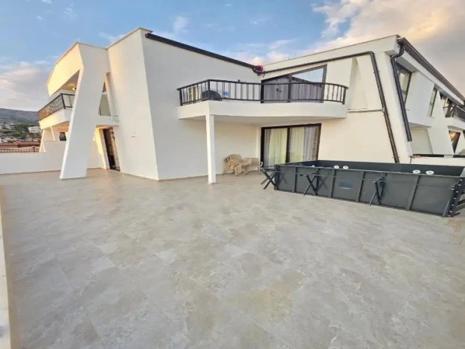 Duplex Apartment