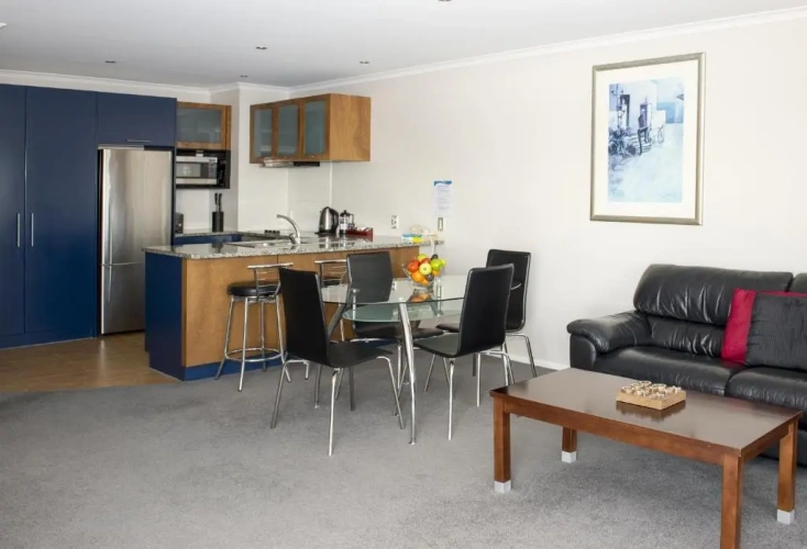 2 Bedrooms Apartment with balcony and with view