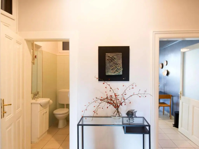 LikeHome Apartment