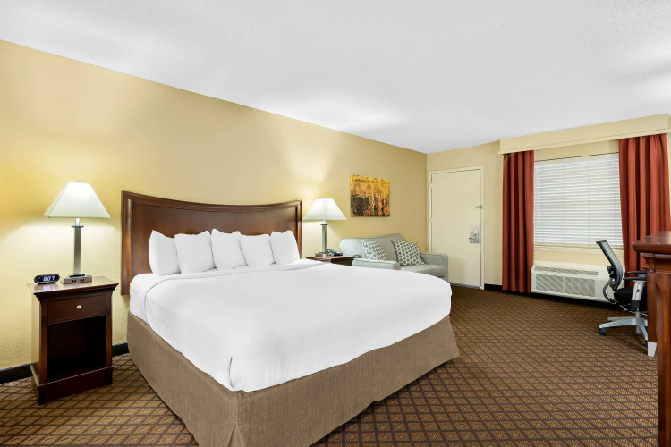 Best Western Coach House