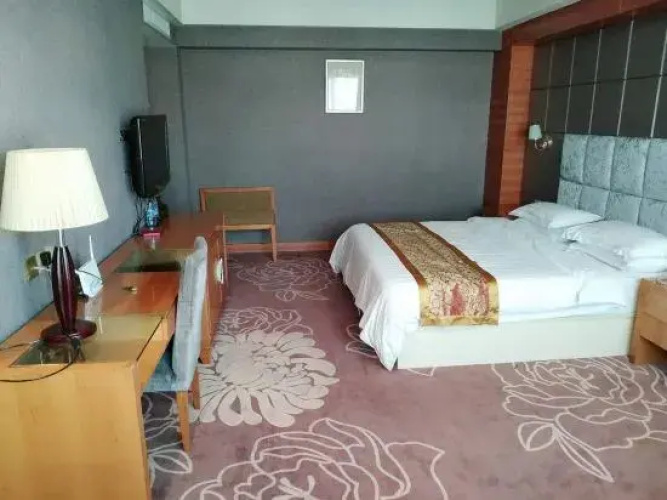 Yuanquan Hotel