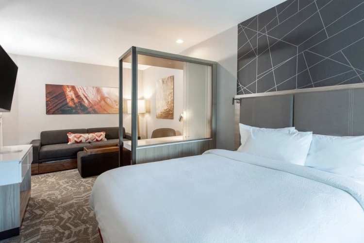 Double Suite