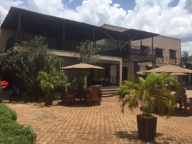 Bax Hotel