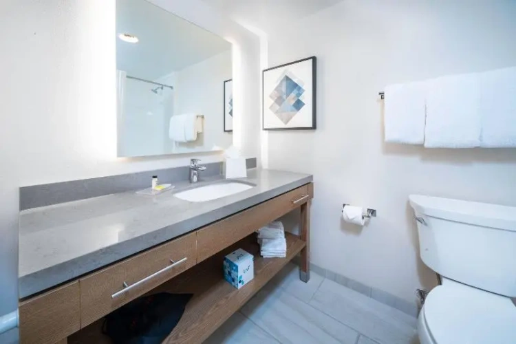 Quadruple Suite