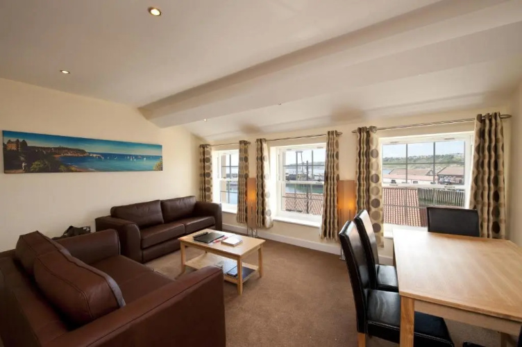 Harbourside Apartments