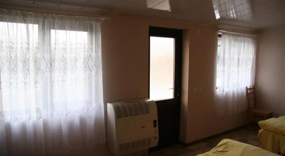 Maia's Guest House
