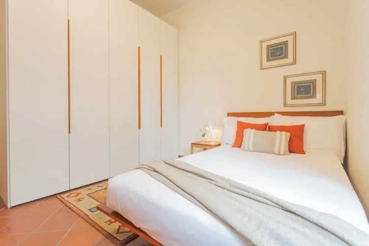 2 Bedrooms Apartment with balcony