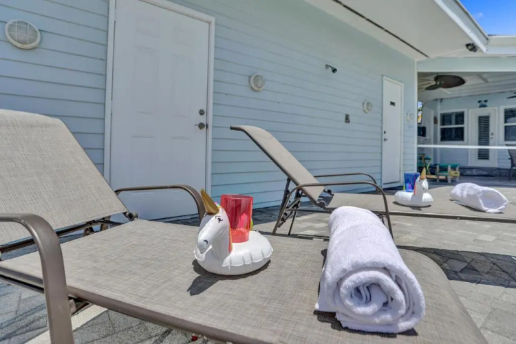 Modern & Fun 3BD Villa by the Beach, Pool & BBQ
