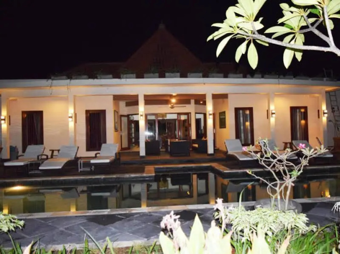 Yamari Villa