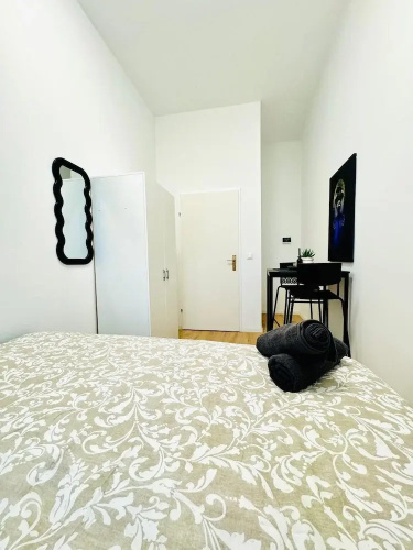 Elegant 4BR Apt Near Westbahnhof