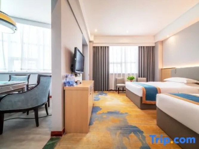 Standard room with river view